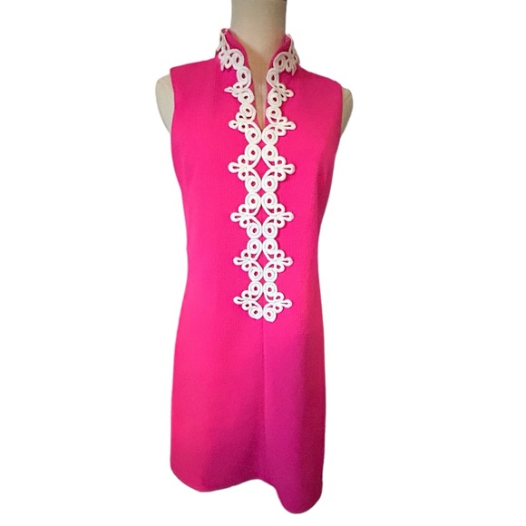 Vince Camuto Dresses & Skirts - Gorgeous Vince Camuto Shift Dress